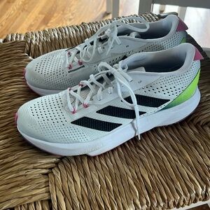 Adidas Light-strike Pro